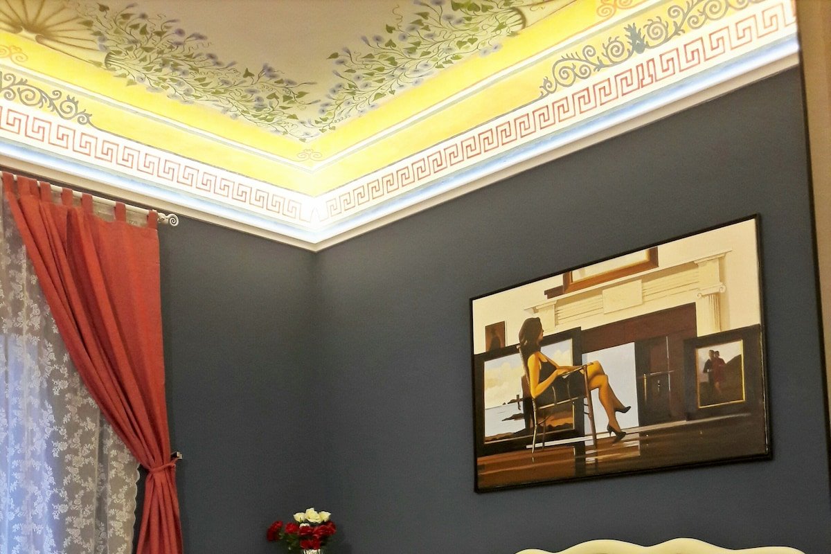 Art Suite Ponte Vecchio gallery image 2