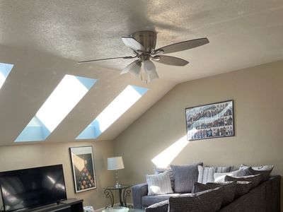 Beautiful 4 bedroom home in West Washington park.