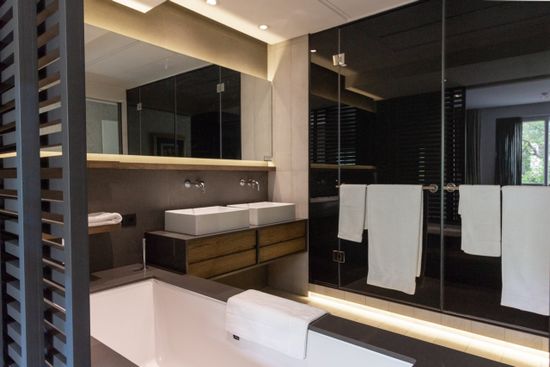 Photo 3 of Parergon 104 accommodation in V&A Waterfront, Cape Town with 1 bedrooms and 1 bathrooms