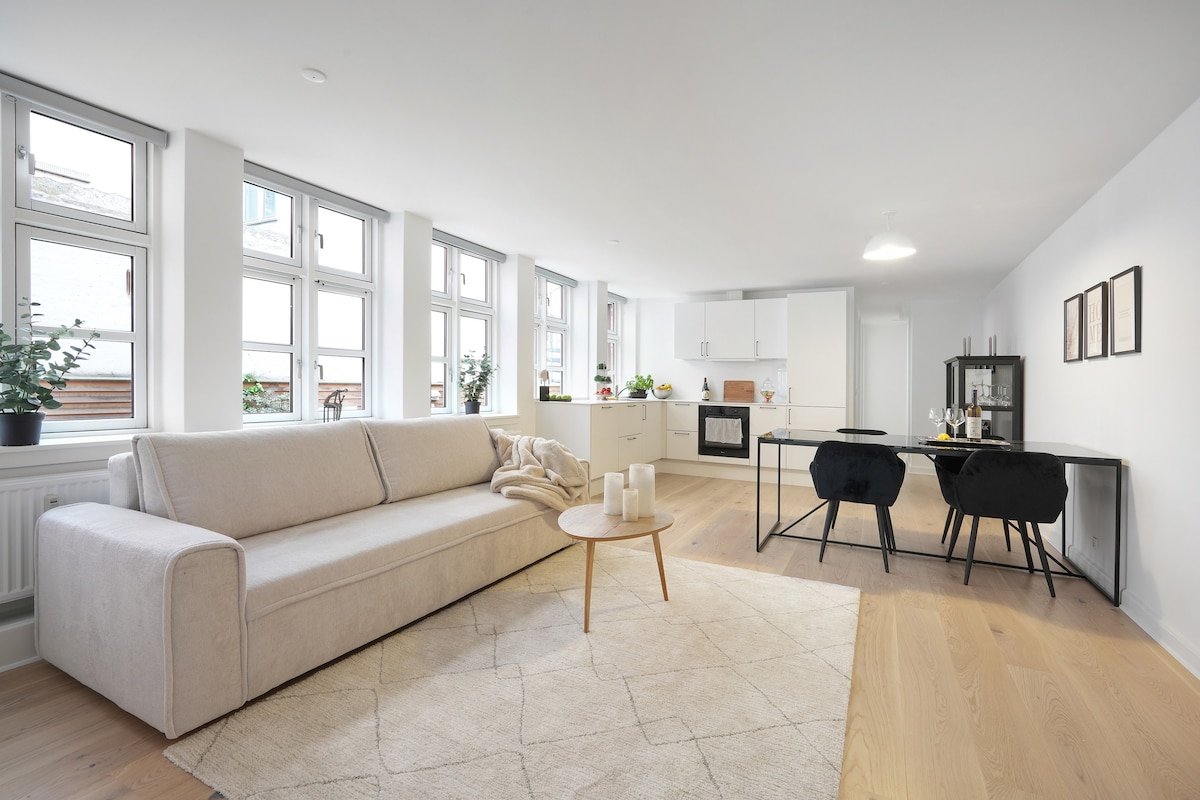 Luxury apartment in Copenhagen gallery image 2