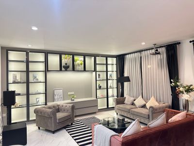 Bangkok manor one，Sukhumvit 5卧5卫超大庭院泳池别墅 订满三天以上送接机