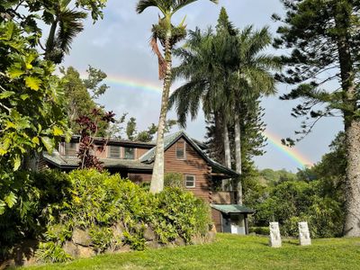 Charming Log House! Sacred Garden Farm Stay