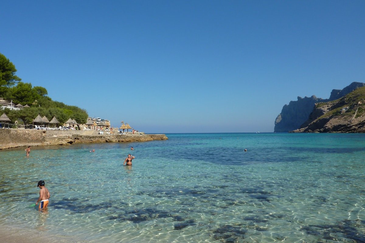 Mediterranean beach paradise in Majorca gallery image 5