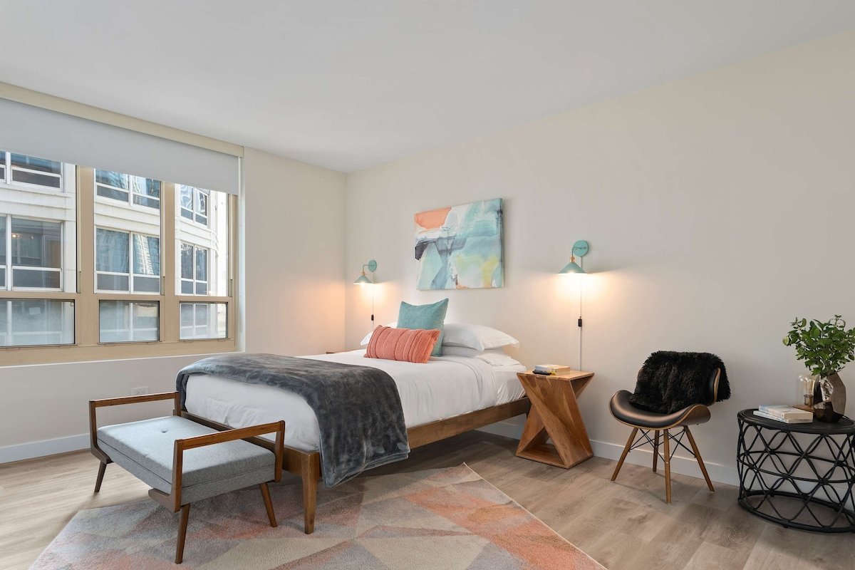 High-end Luxury Units + Iconic Views for Groups gallery image 3