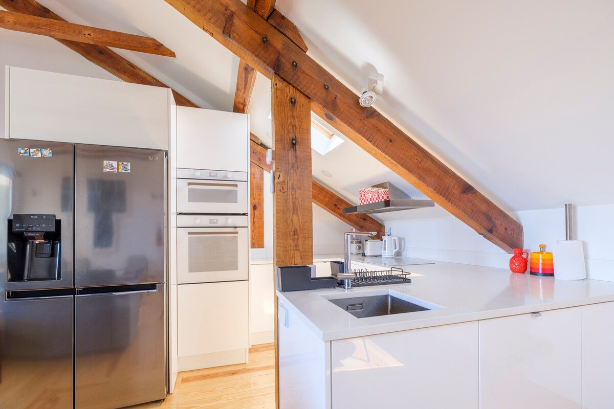 Terrace Apart With View/AC /4 Bedroom+4 Baths gallery image 3