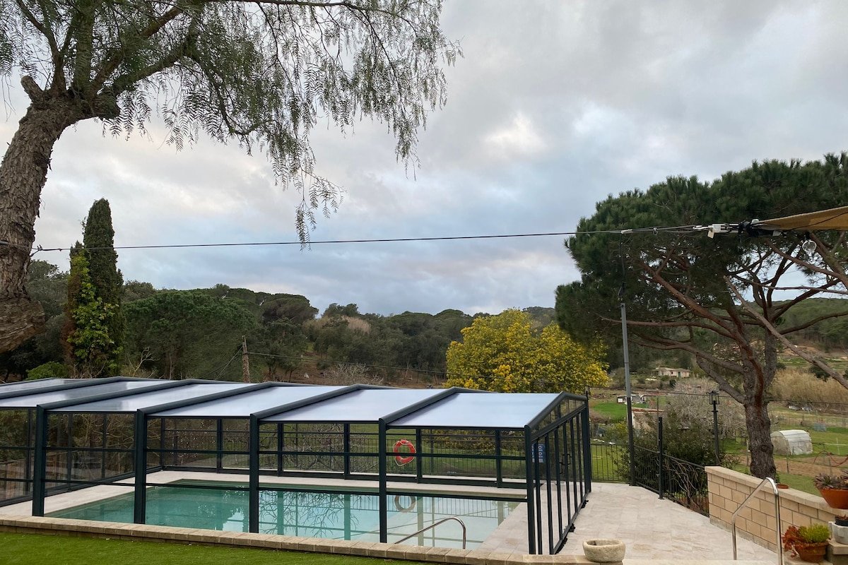 4 P Finca con piscina climatizada, jacuzzi gallery image 5