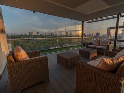 Luxury PH Incomparable View Roofgarden N Jacuzzi