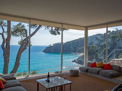 ★ CoastalVillas – Villa Porto Pi ★ on the beach!