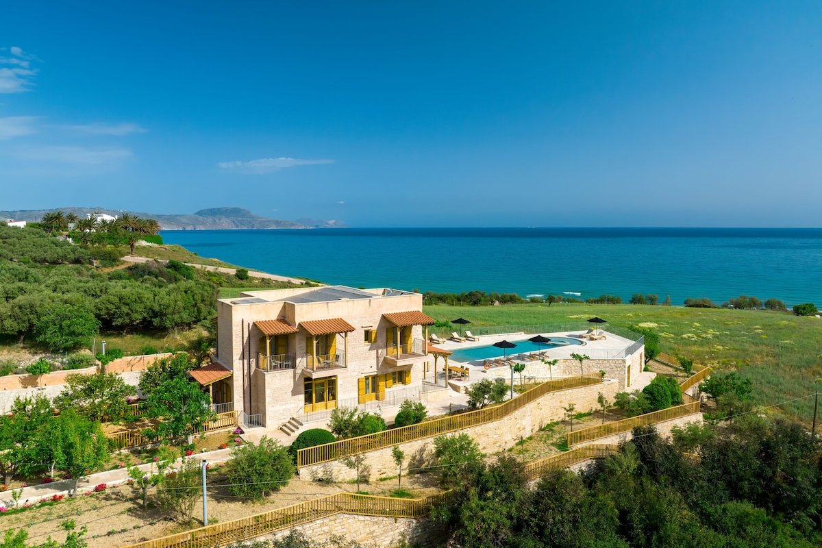 Solitude, Chromatic Sunsets and Superior Sea Views gallery image 5