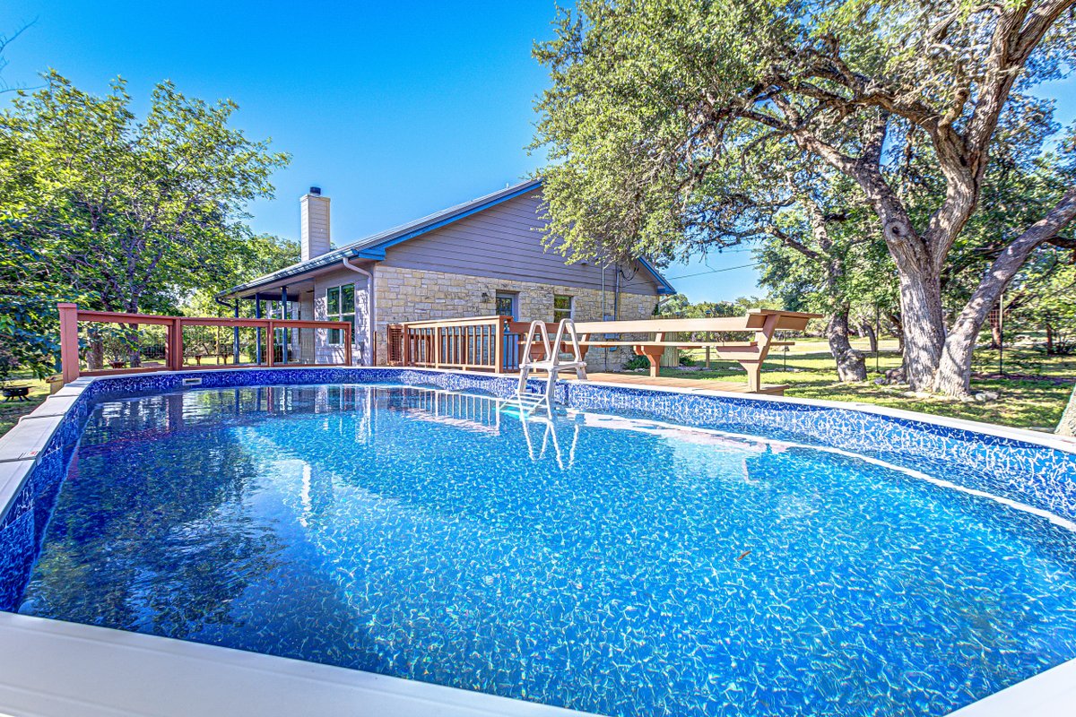 Two 4 BDRM Homes on 6 Acres W/Pools & River Access