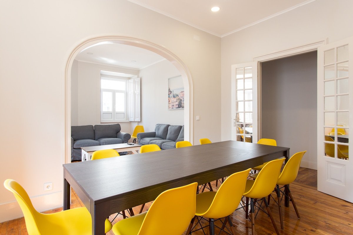 Lisbon Comfy Apartment III – Metro at the door gallery image 4