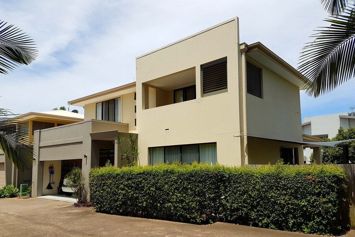 Luxury on the Noosa River gallery image 4