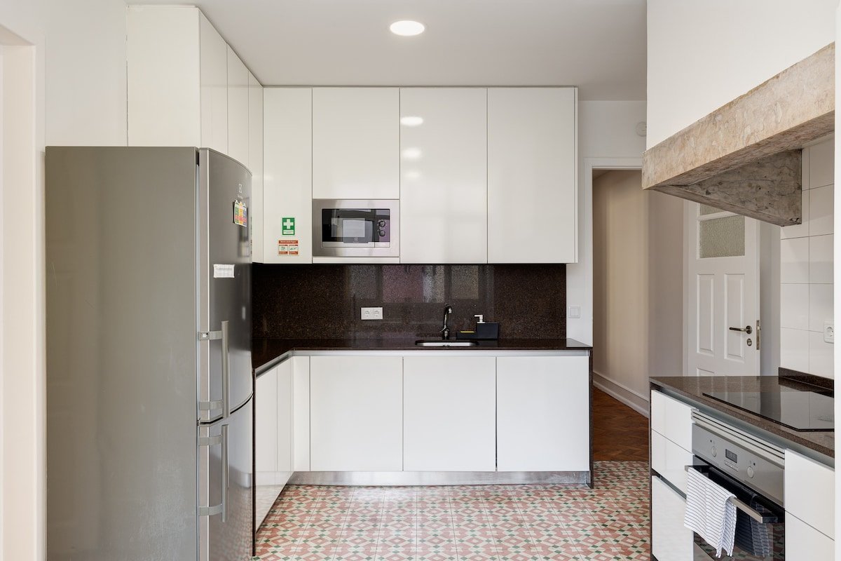 Home Out 4E – Apartment at City Center w/Parking gallery image 3