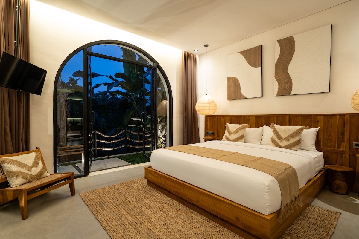 Villa Sanji : 3 BR Modern Clifftop Escape gallery image 5