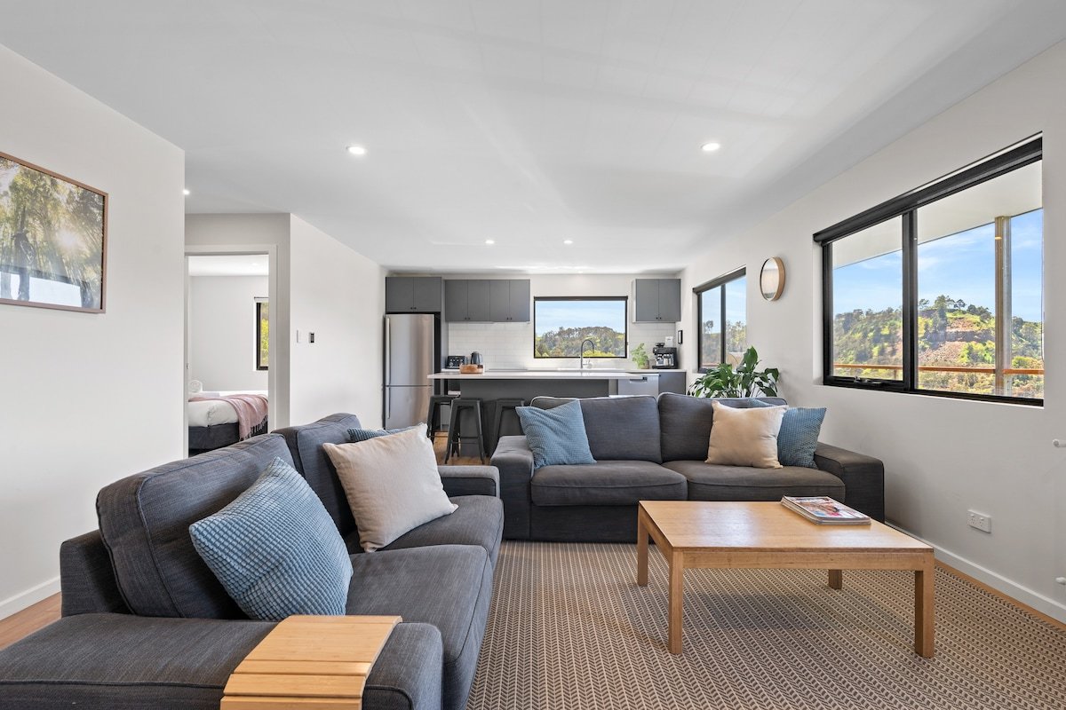 The Derby Lodge ‘Cabin Stay’ gallery image 4