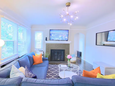 Cozy 6BR/3BA Wallingford gem near downtown