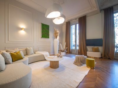 Five Bedroom Deluxe Apartment Paseo de Gracia