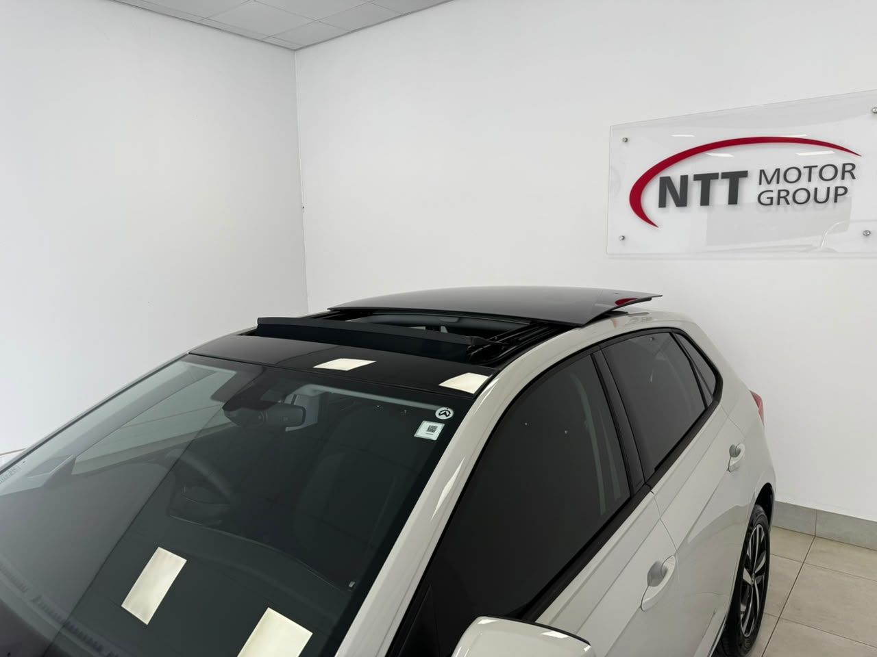 Used car gallery