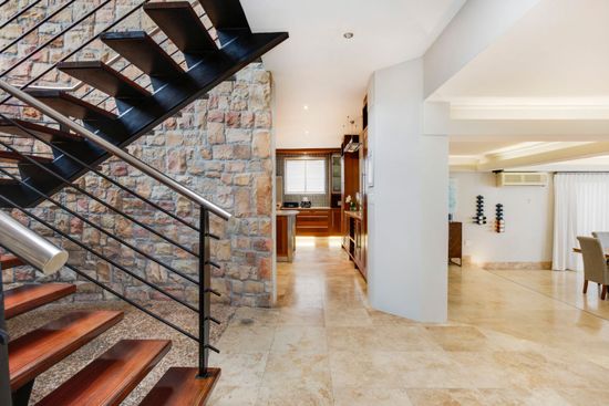 Photo 4 of Villa Waves accommodation in Camps Bay, Cape Town with 4 bedrooms and 4 bathrooms