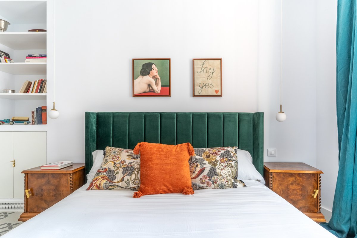 Urgell · Stunning 4BR/3BTH apt