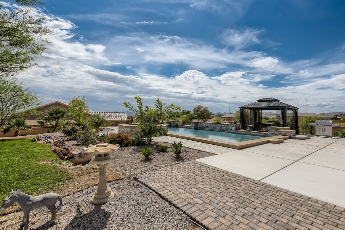 Luxury Villa & 2 Casita *Pool * View Close strip gallery image 3