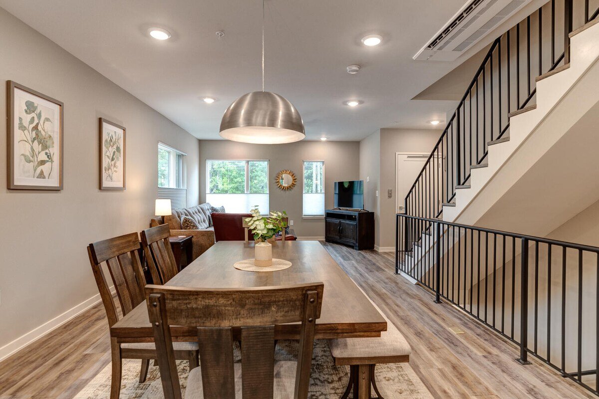 City View South Slope Townhome gallery image 4