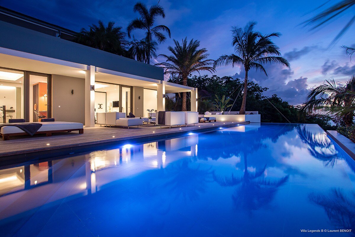 Legends B gallery image 5