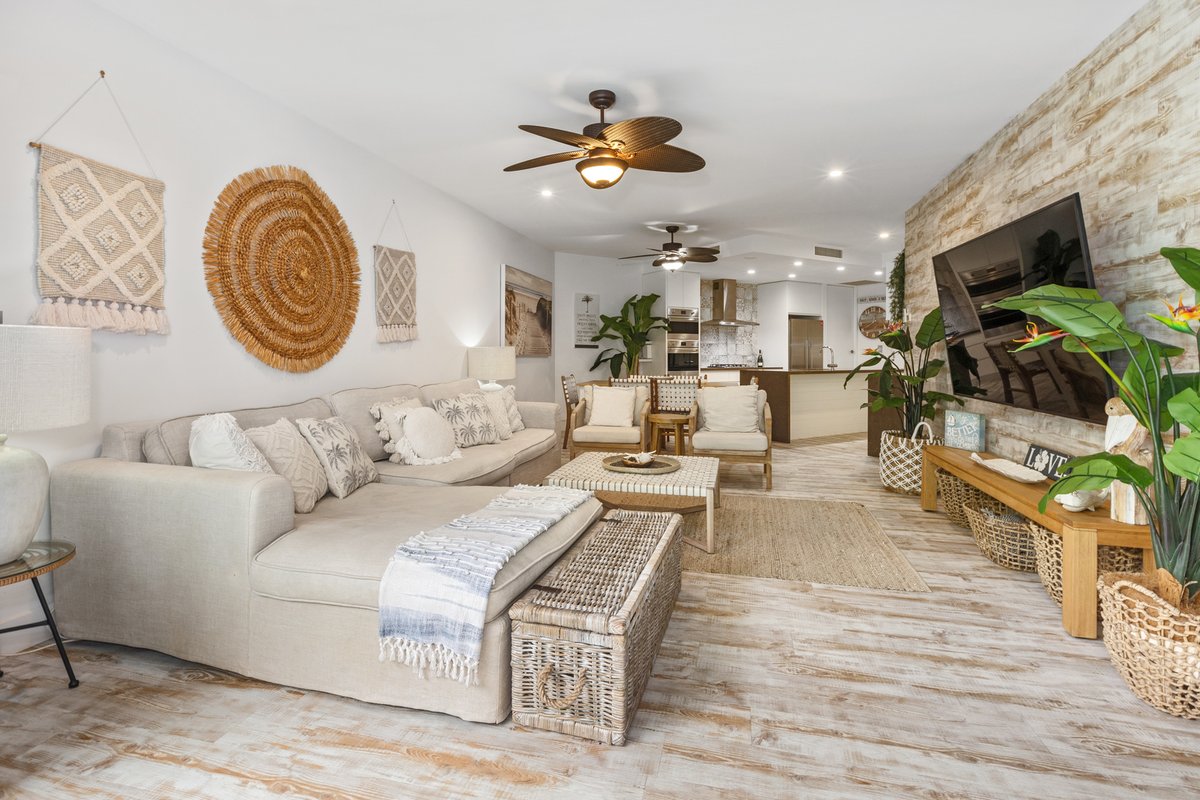 Immaculate 3 Bedroom Apartment with Plunge Pool