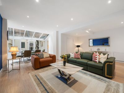 Modern Apartment in Mayfair London