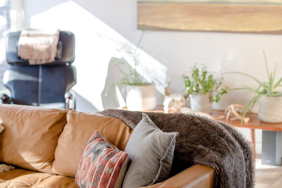 Hillcrest Manor-Mid Century Modern 1963 Art House gallery image 3