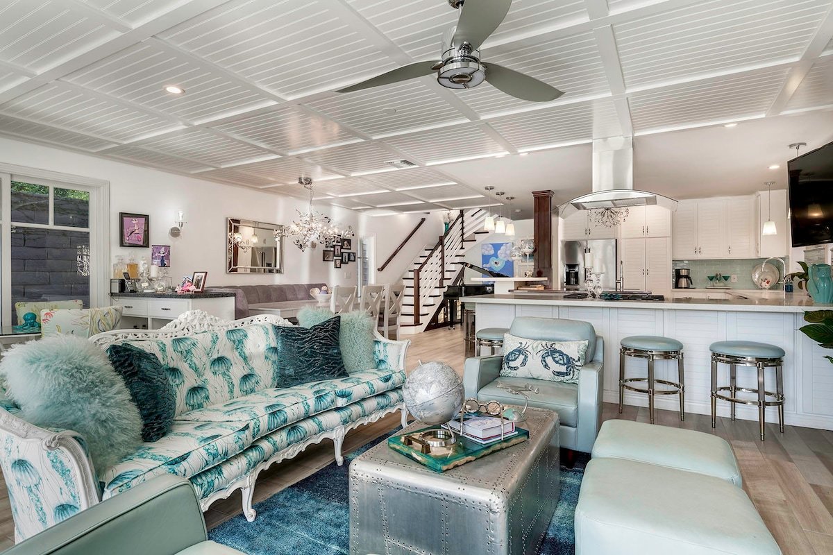 The Boat House on Rivo Alto Canal gallery image 3