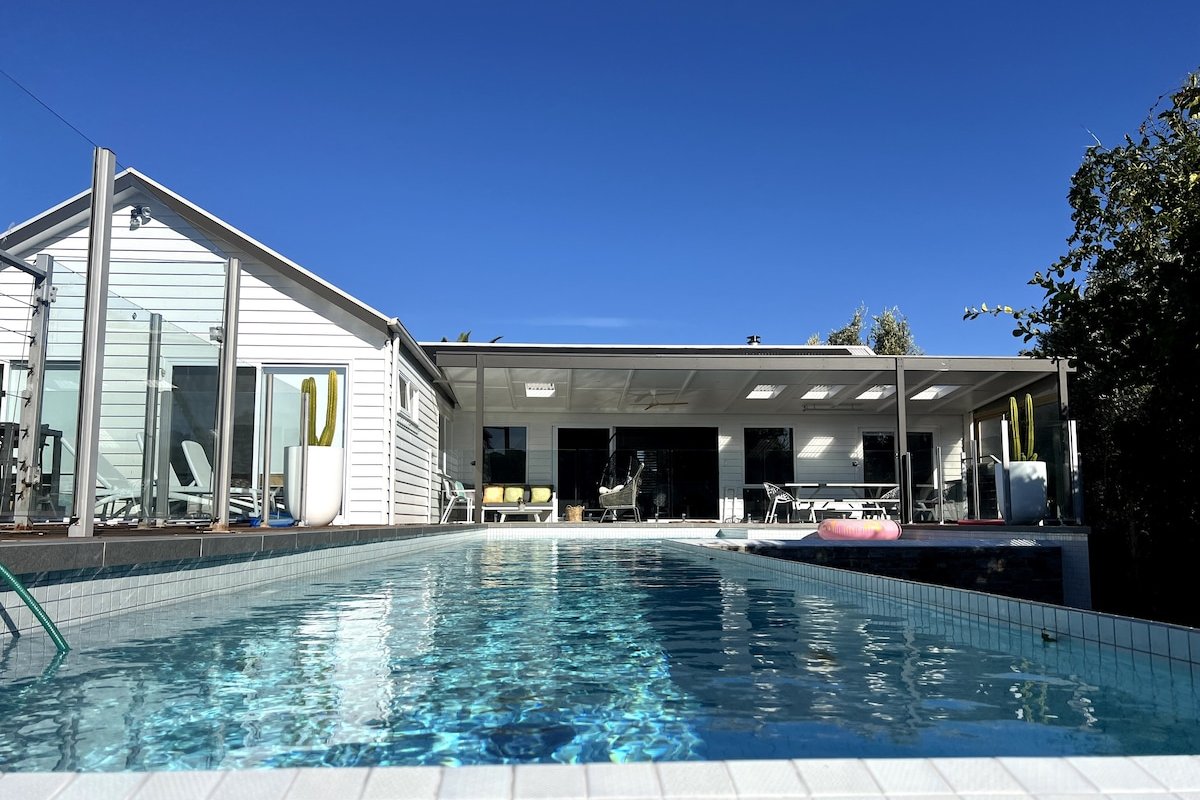 Belle Azure – Pool, Basketball, families and Pets gallery image 2