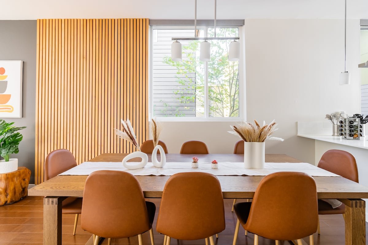 Walk to CapHill 4B2B Designer Home w/ Rooftop deck gallery image 3