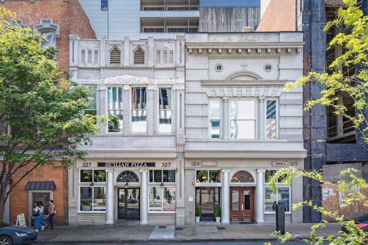 Union St Lofts & Salon- Broadway Downtown Nash 204 gallery image 5