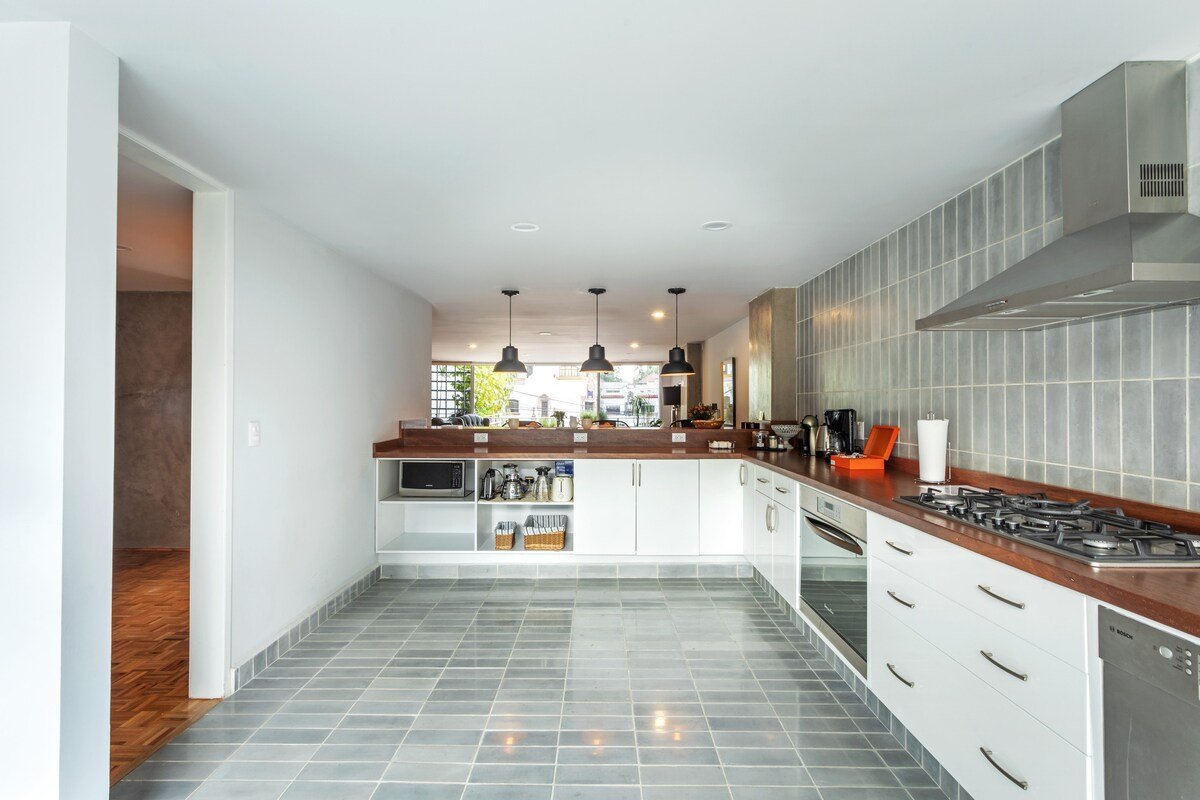 Beautiful and newly remodeled Condesa apartment gallery image 4