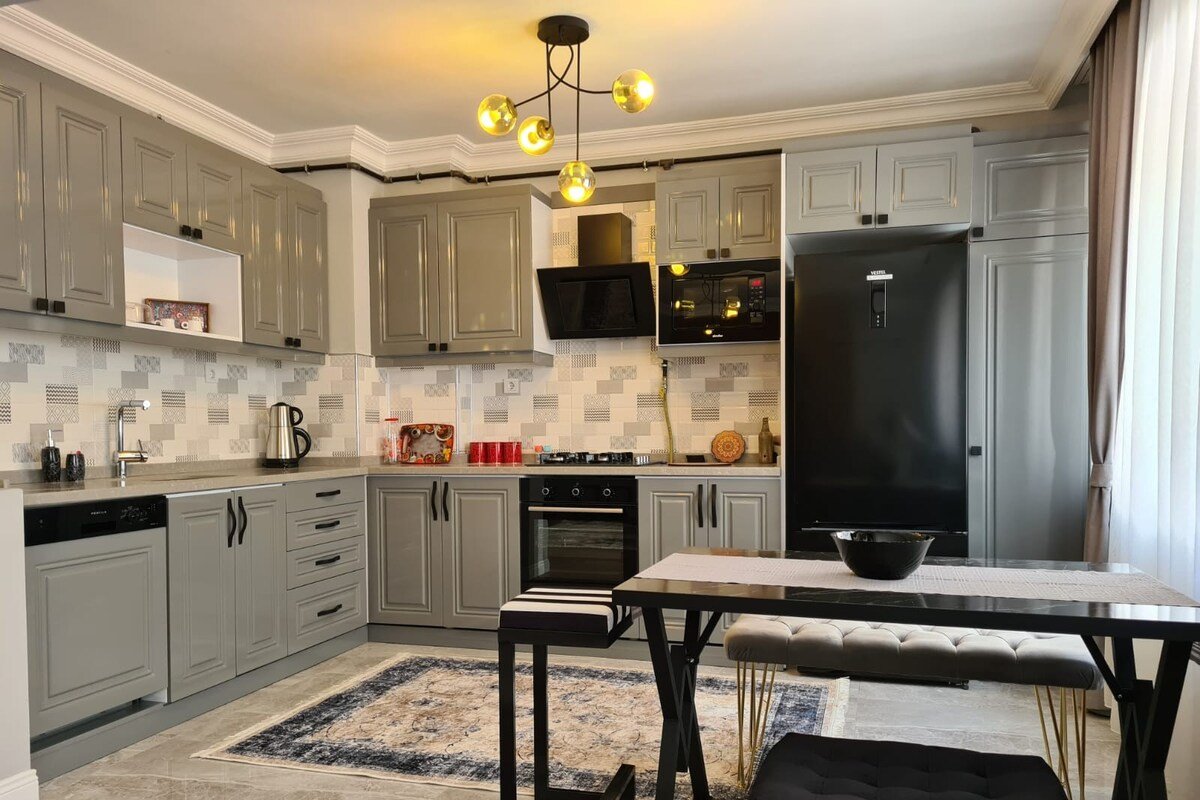 @*Cozy, Spacious 3+1 apartment&2 bathrooms, 4 AC gallery image 3