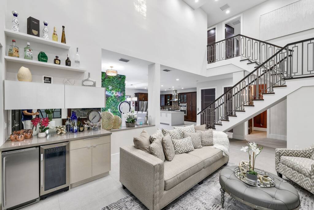 Tiki Las Olas, Fort Lauderdale gallery image 5