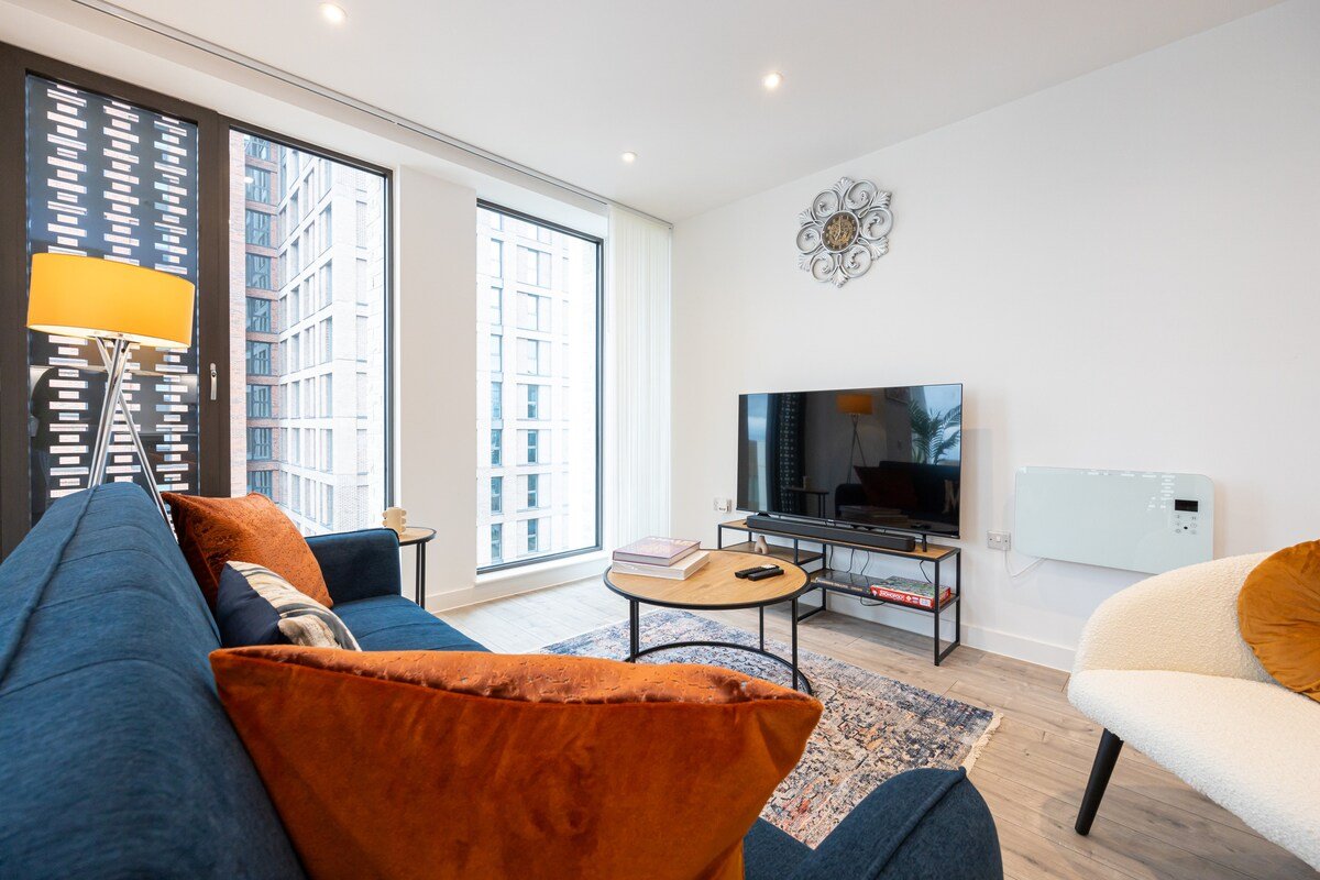Pet friendly 2BR near Piccadilly | Asquare Letting gallery image 4