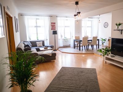 Spacious 8-Person Apartment in the Heart of Prague