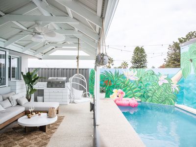 Stunning Outdoor Oasis Close to the Beach