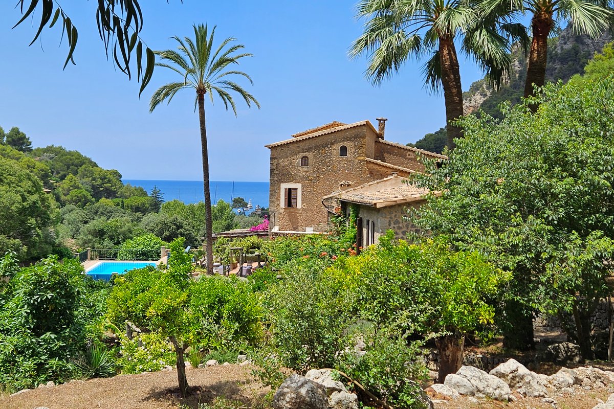 Finca Can Lleig with superb views