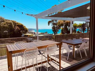 Stunning family home -Amazing views -Central Lorne