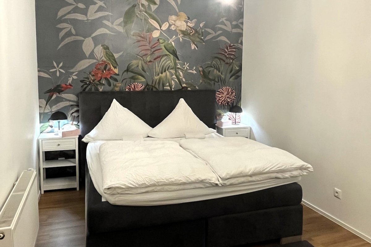 Loft directly next to Oktoberfest and downtown gallery image 4