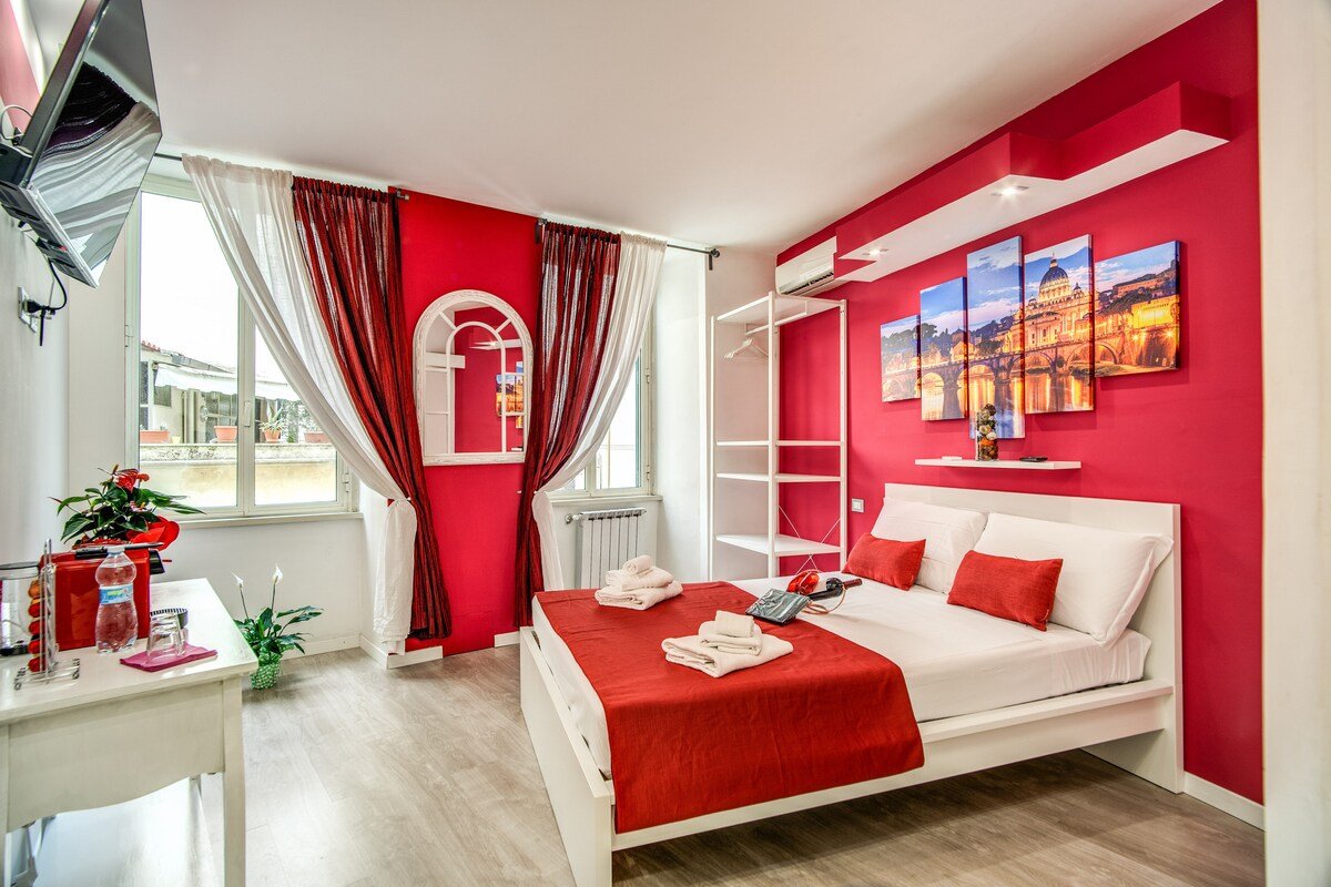 Royal Vatican suites gallery image 5