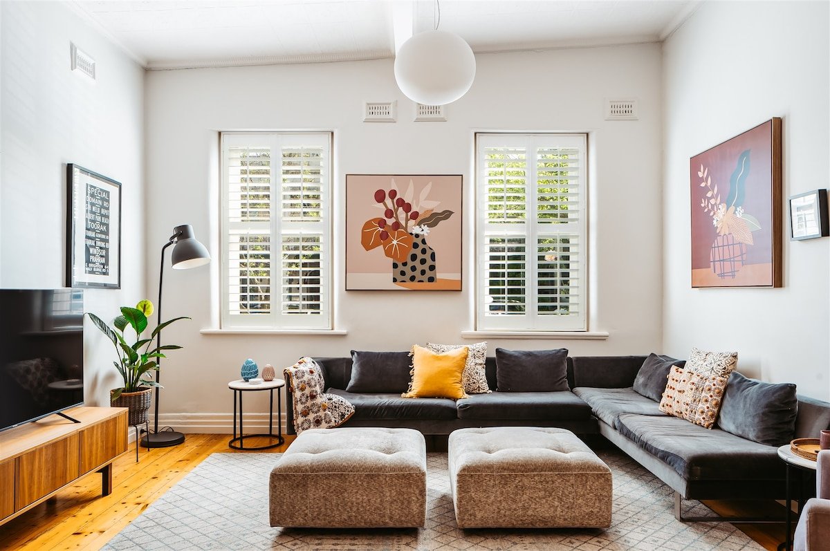 Heaven on Erin – Great MCG Location 4 BR Parking gallery image 2