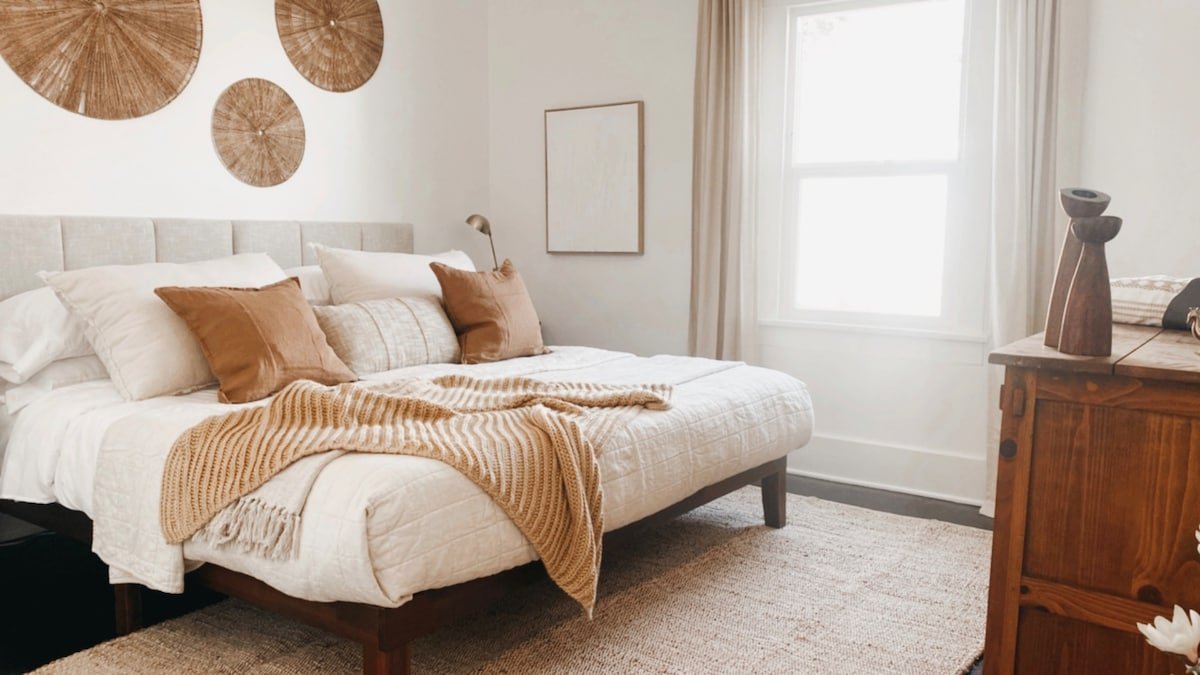 The Luca – Steps from Larchmont Village gallery image 3