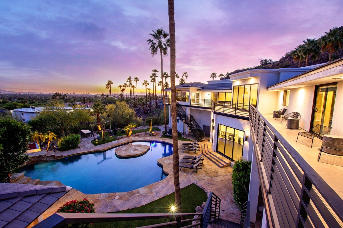 Manor on Valle Vista gallery image 2