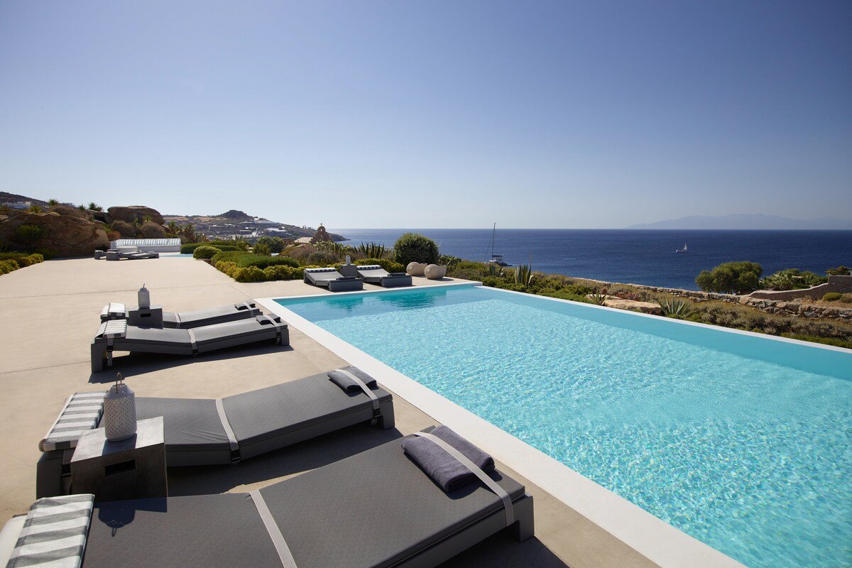 “Talyssa” by Aqualiving Villas gallery image 3