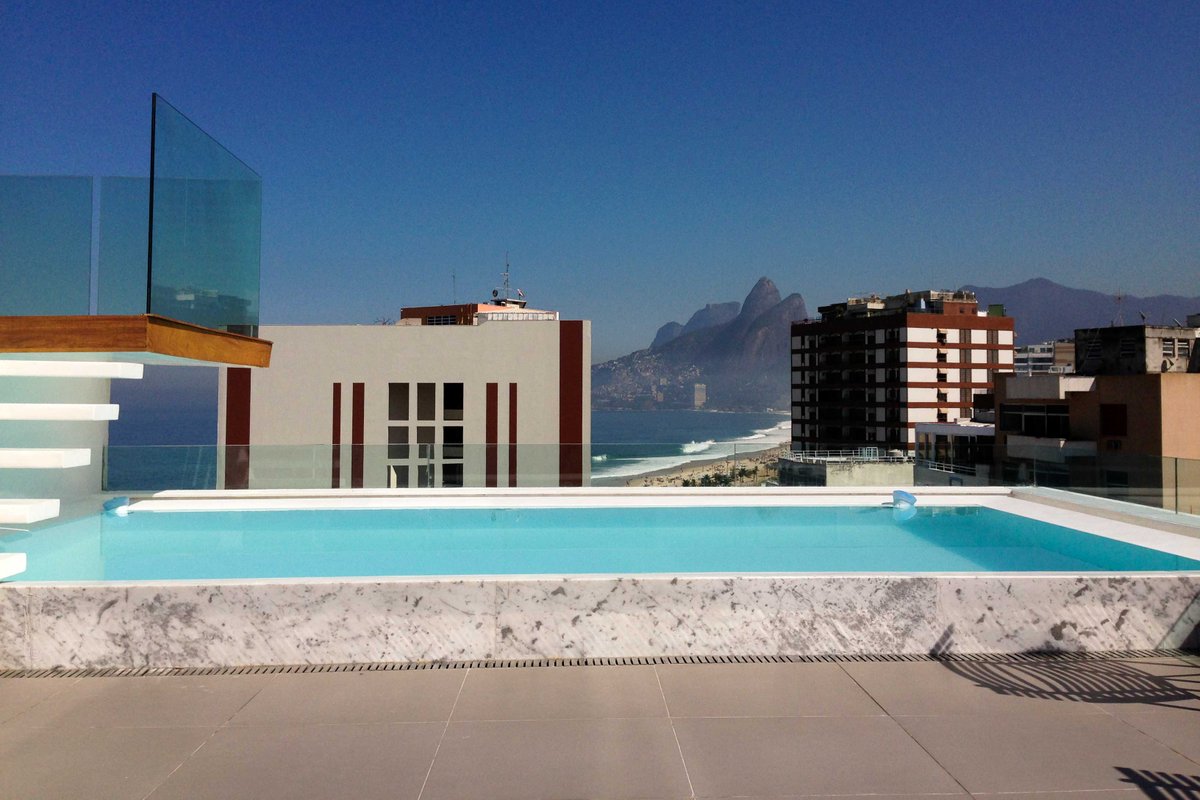 Ipanema high-lux. 4 ensuite-br penthouse with pool