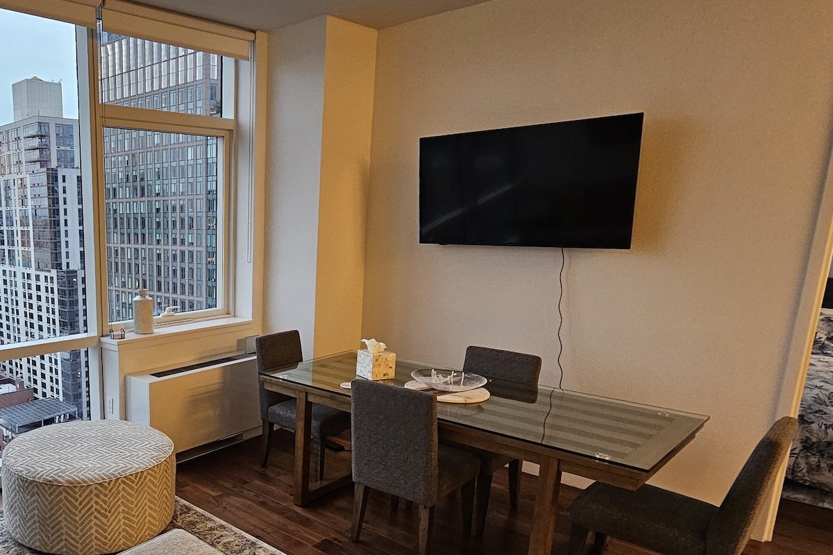 Chelsea at Hudson River gallery image 5